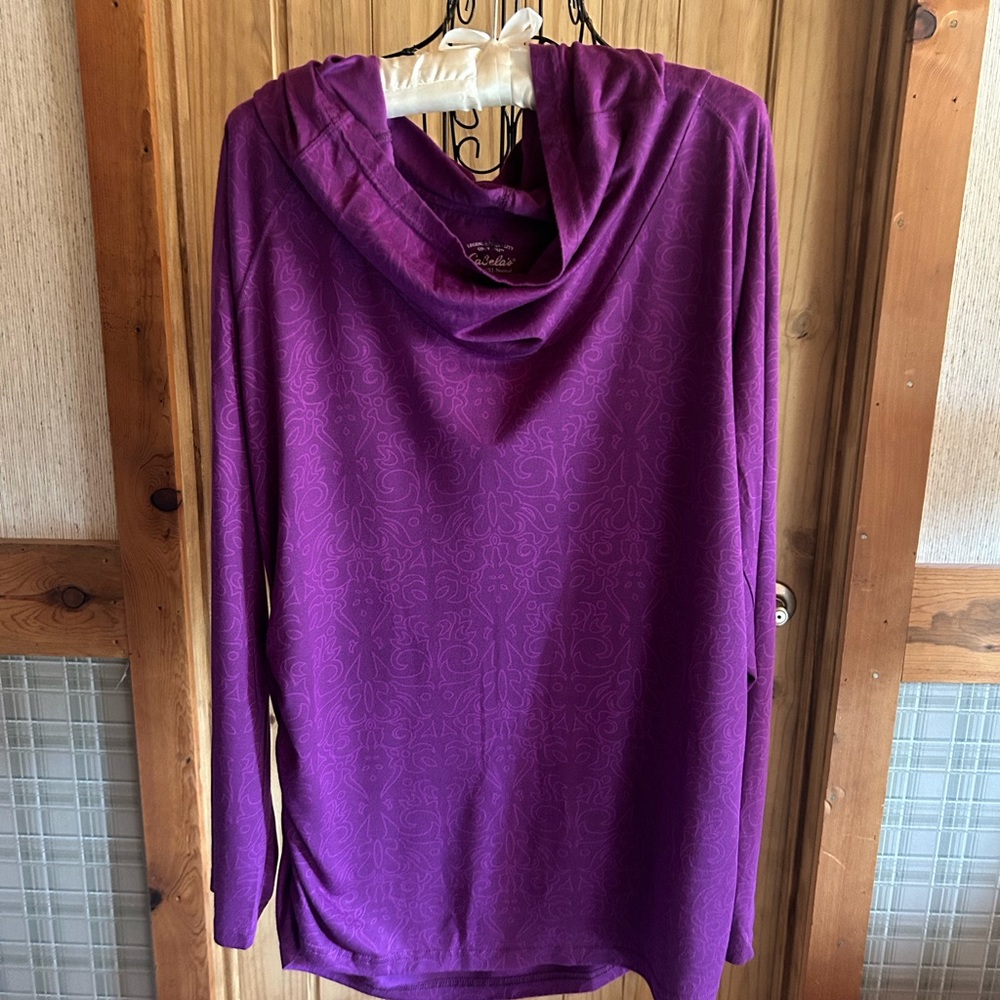 Cabela’s women’s size XL tunic